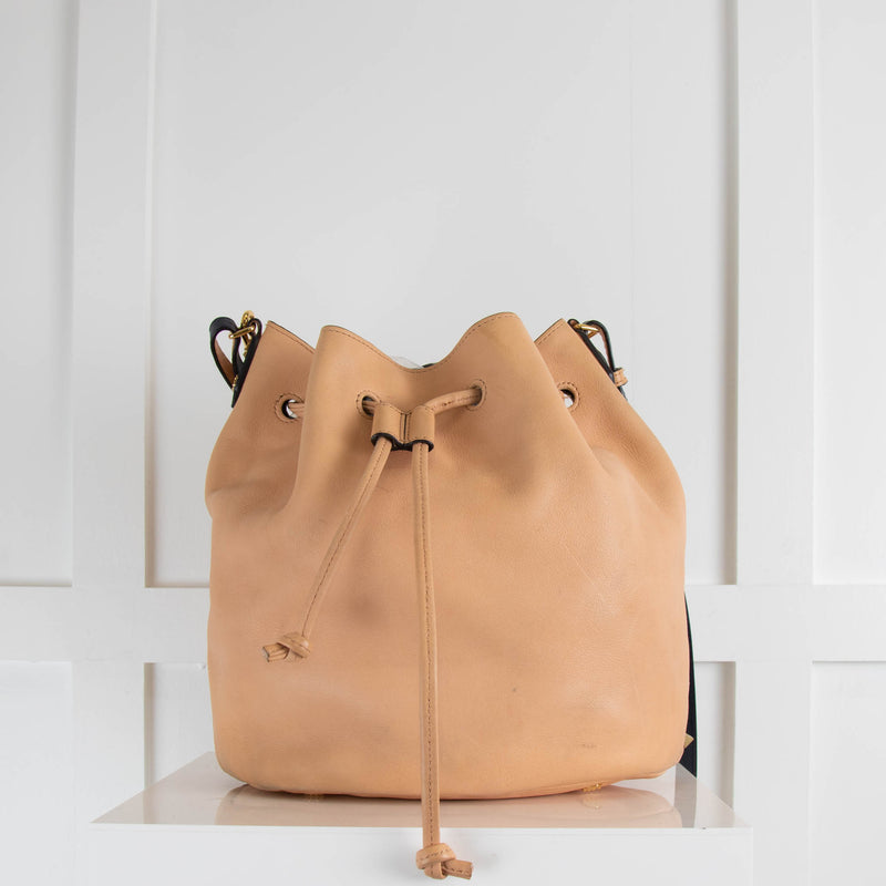 Elizabeth & James Beige White Bucket Bag