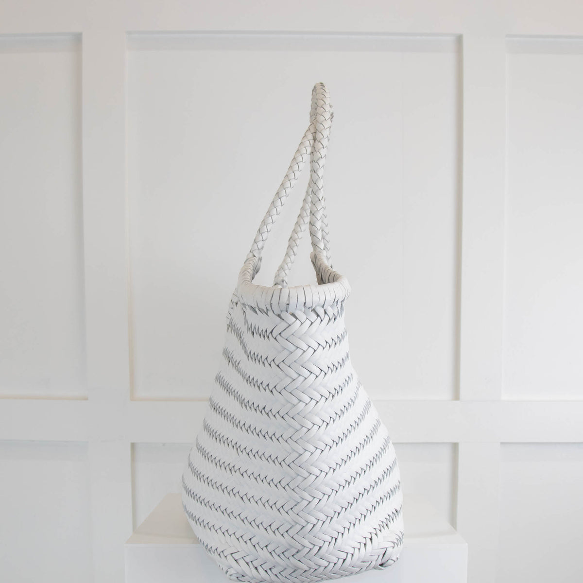 Dragon Diffusion Nantucket white Leather Tote