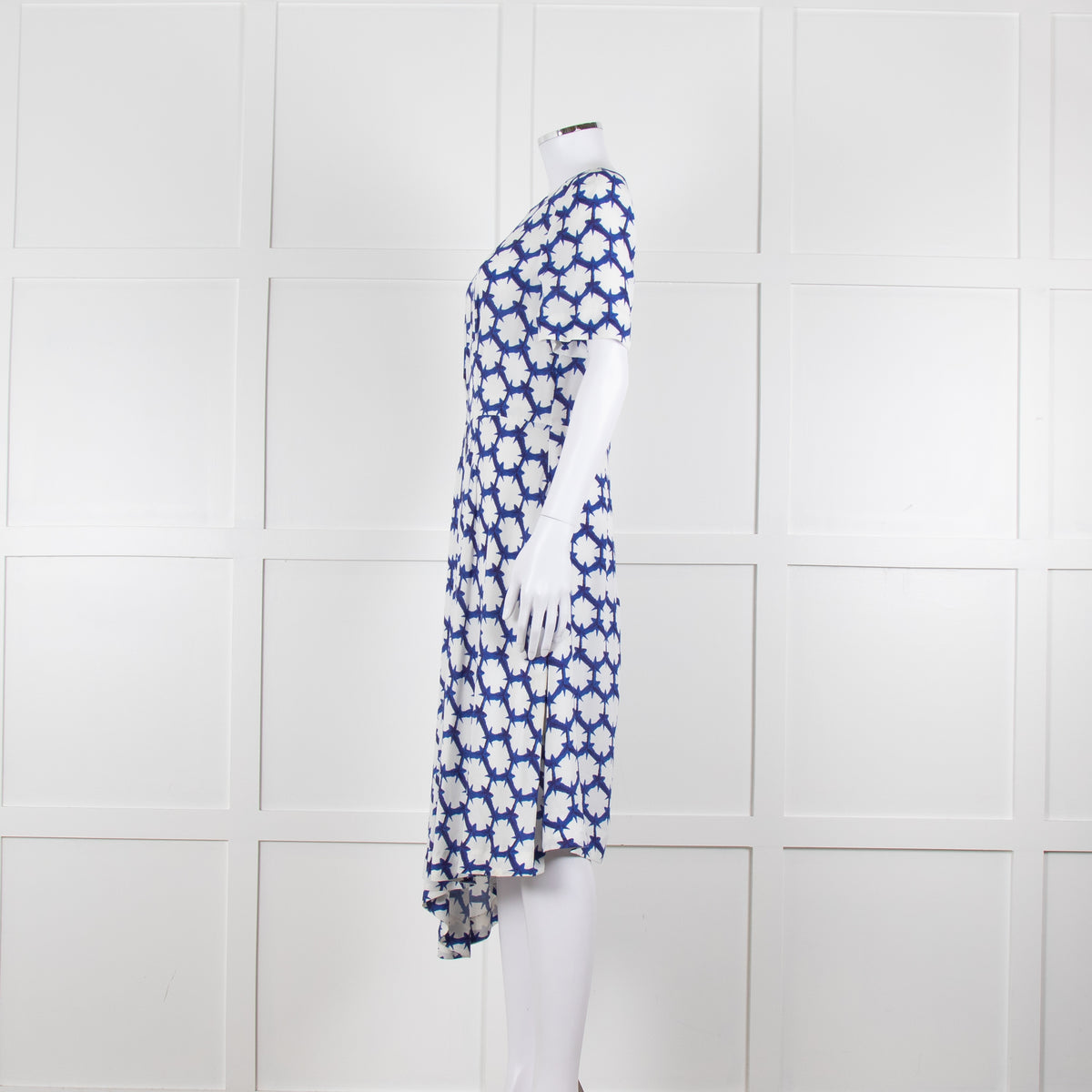 The Fold White Blue Print Short Sleeve Dress