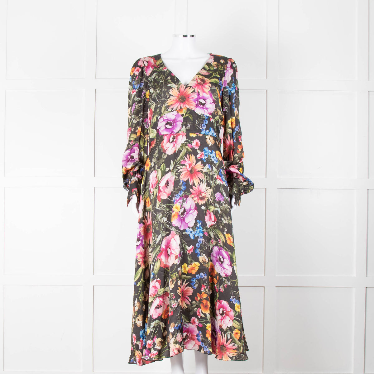 Jane Atelier Black Oversized Floral Midi Dress with Button Cuffs