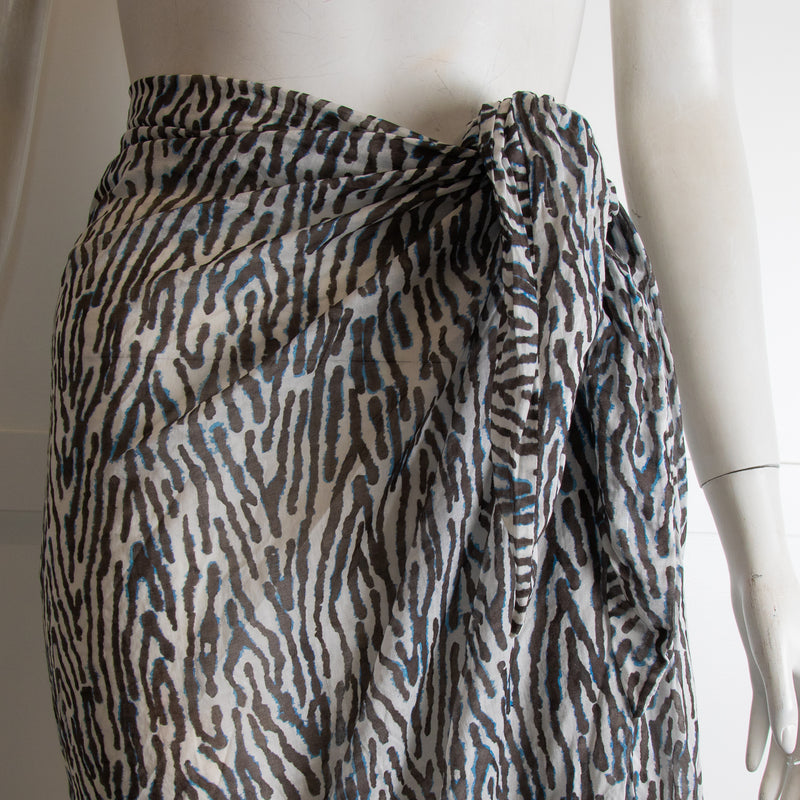 On The Island Black & White Print Cotton Sarong