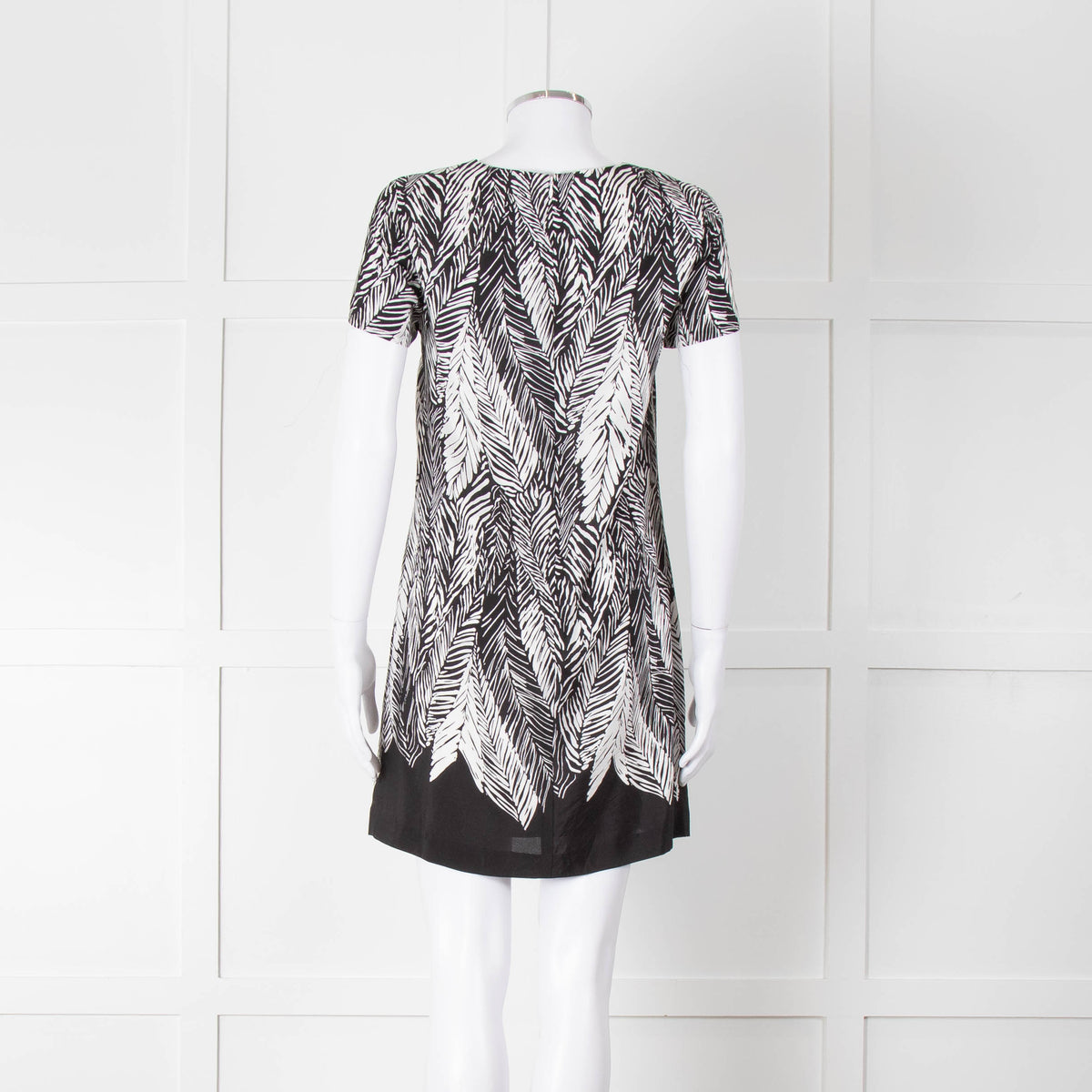 Club Monaco Black And White Palm Print Silk Dress