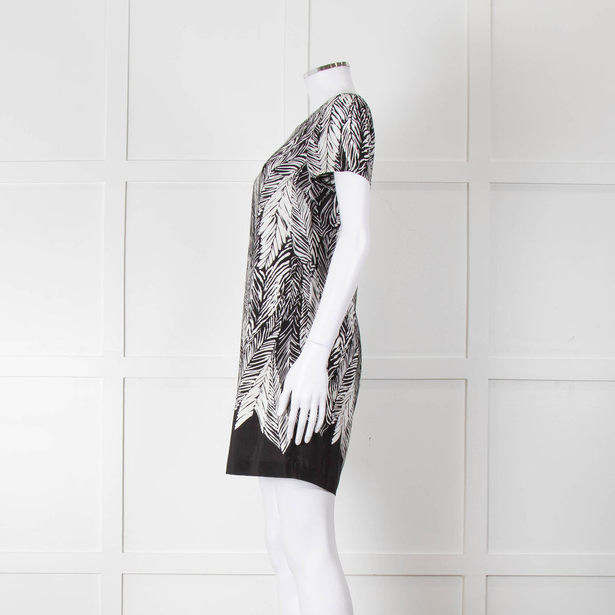 Club Monaco Black And White Palm Print Silk Dress
