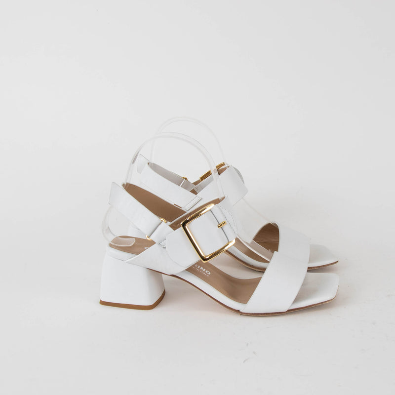 Chiara Carrino White Sandals With Gold Buckle