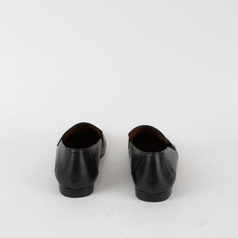 Le Monde Beryl Black Leather Soft Penny Loafer