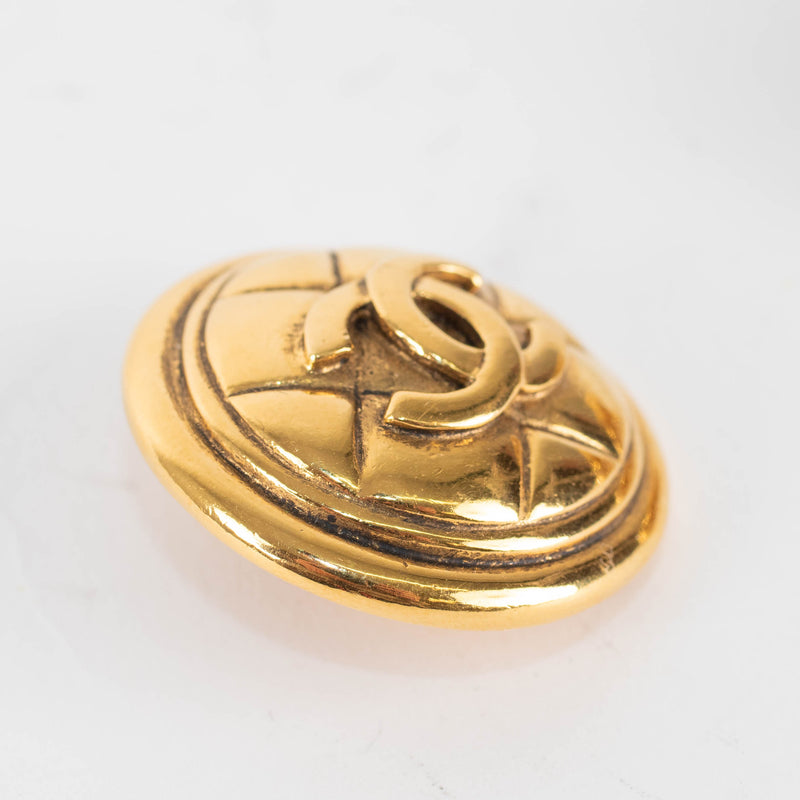Chanel Gold Quilted CC Round Clip On Earrings