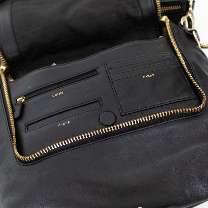 Anya Hindmarch Large Maxi Zip Black Vere Crossbody