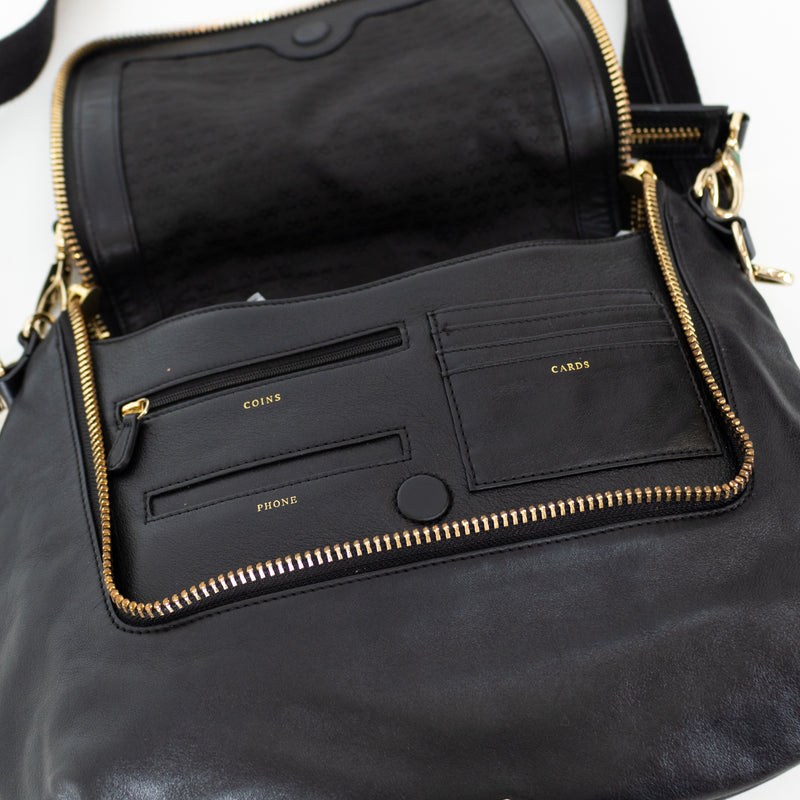 Anya Hindmarch Large Maxi Zip Black Vere Crossbody