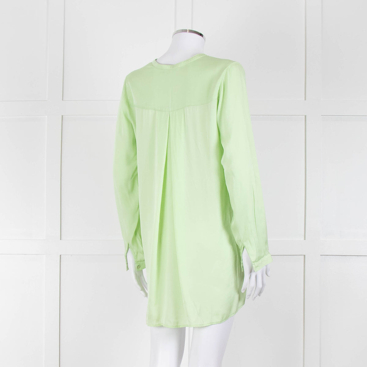 Silk95Five Mint Green Collarless Silk Blouse