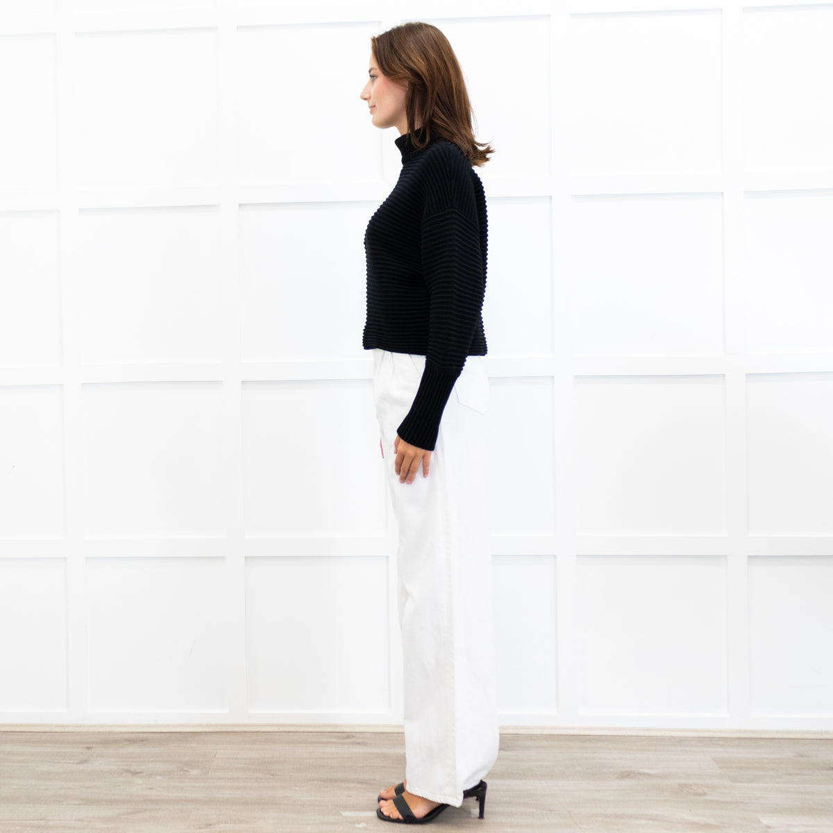 Victoria Victoria Beckham Black Crinkle Knit Turtle Neck