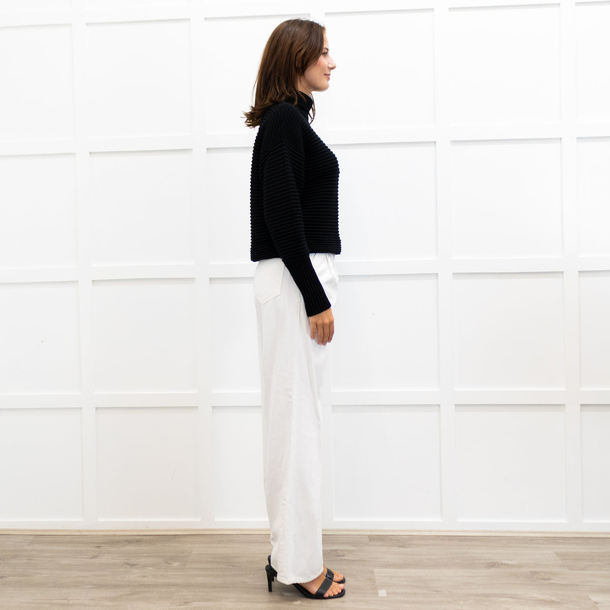 Victoria Victoria Beckham Black Crinkle Knit Turtle Neck