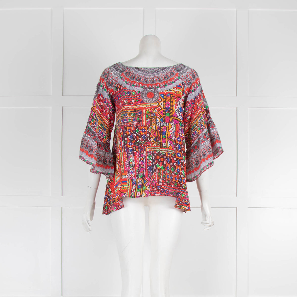 Inoa Sequin Patterned Frill Sleeve Blouse