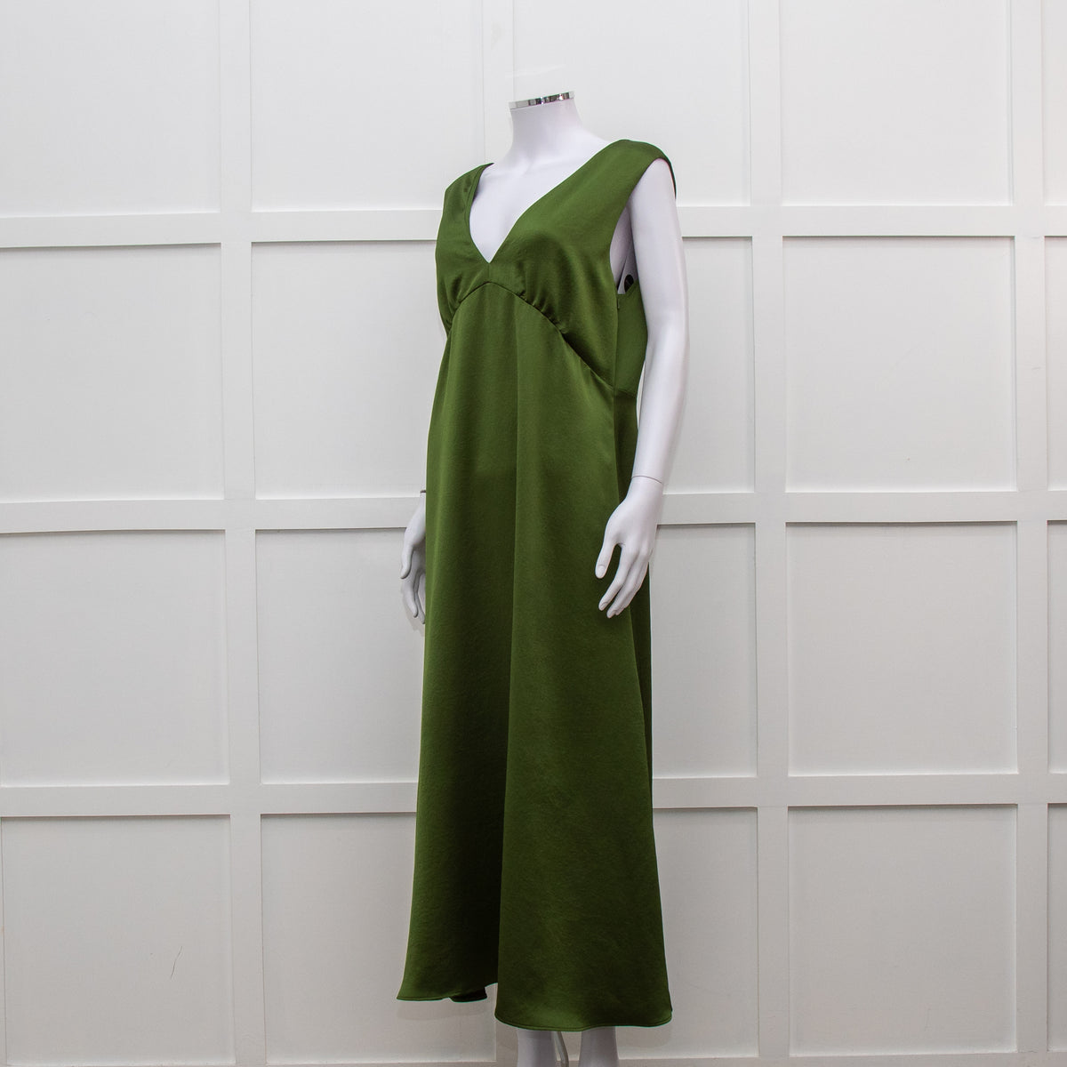 Weekend Max Mara Green Satin Sleeveless Midi Dress