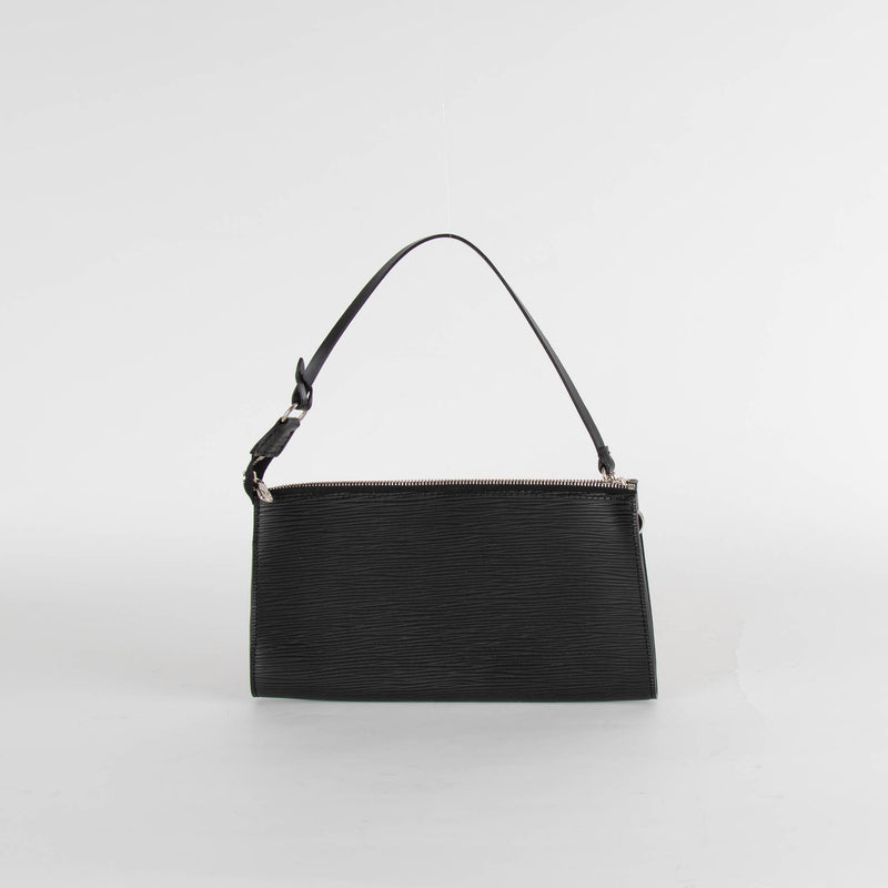 Louis Vuitton Black Epi Leather Pochette