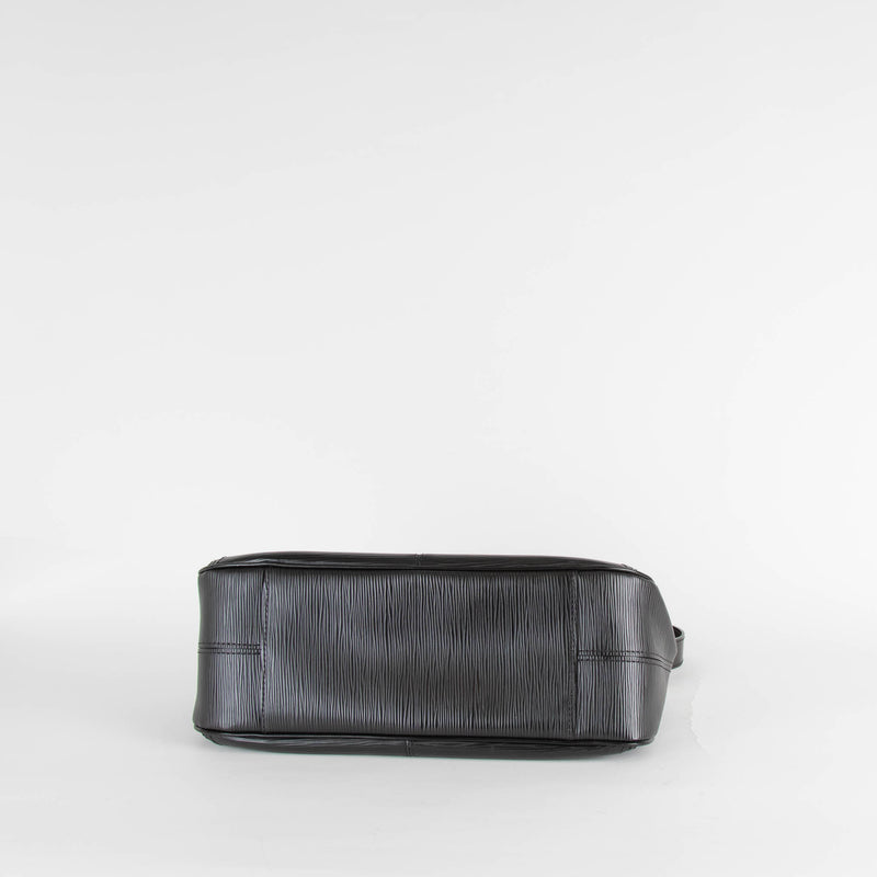 Louis Vuitton Black Epi Leather Turenne  Bag
