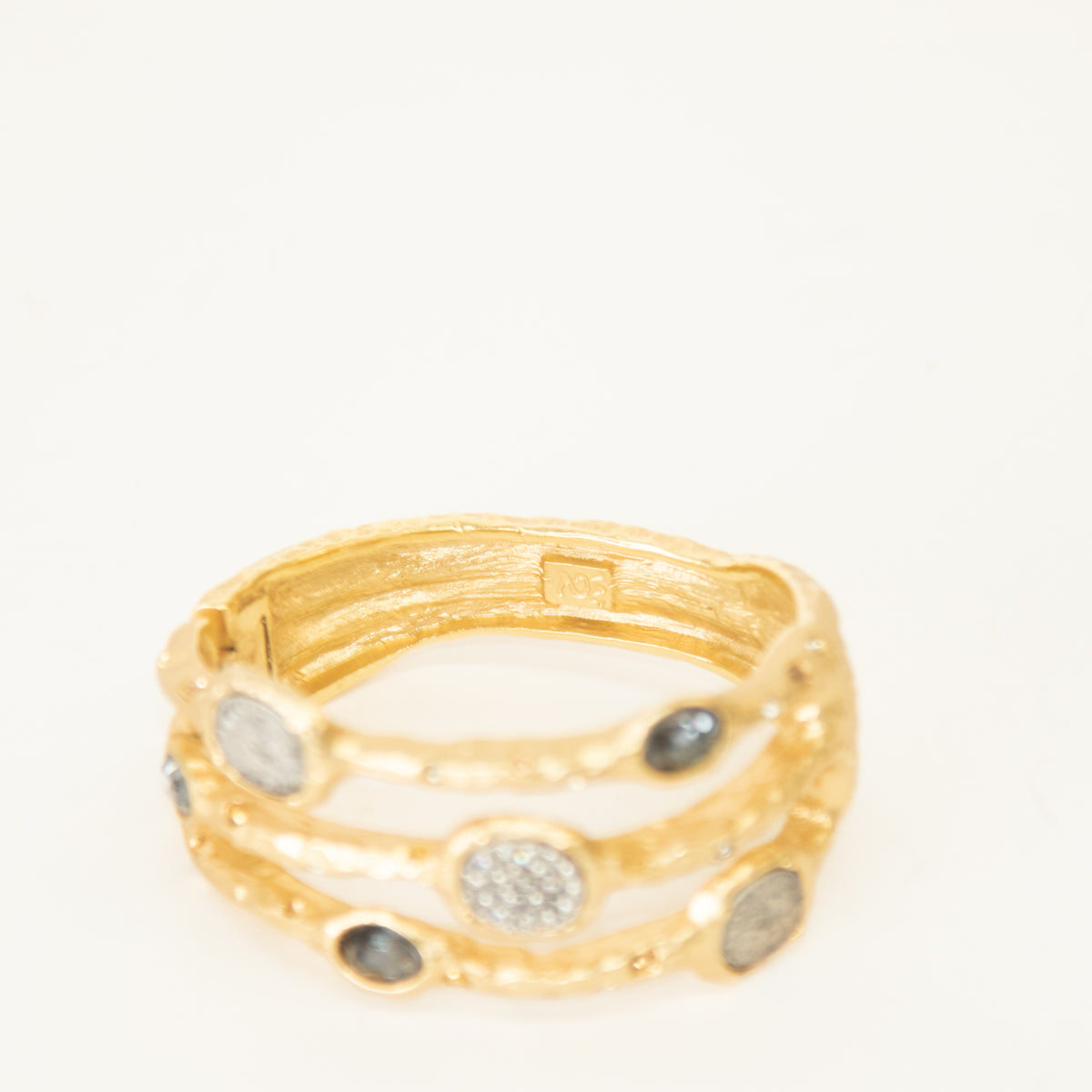 Tat2 3 Band Gold Coin Detail Magnetic Bangle