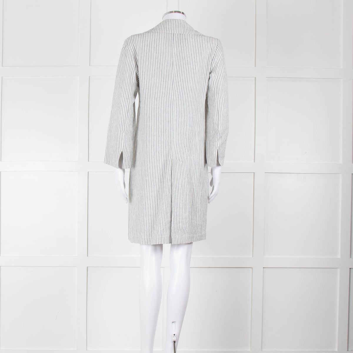 Amina Rubinacci White Grey Striped Linen Coat