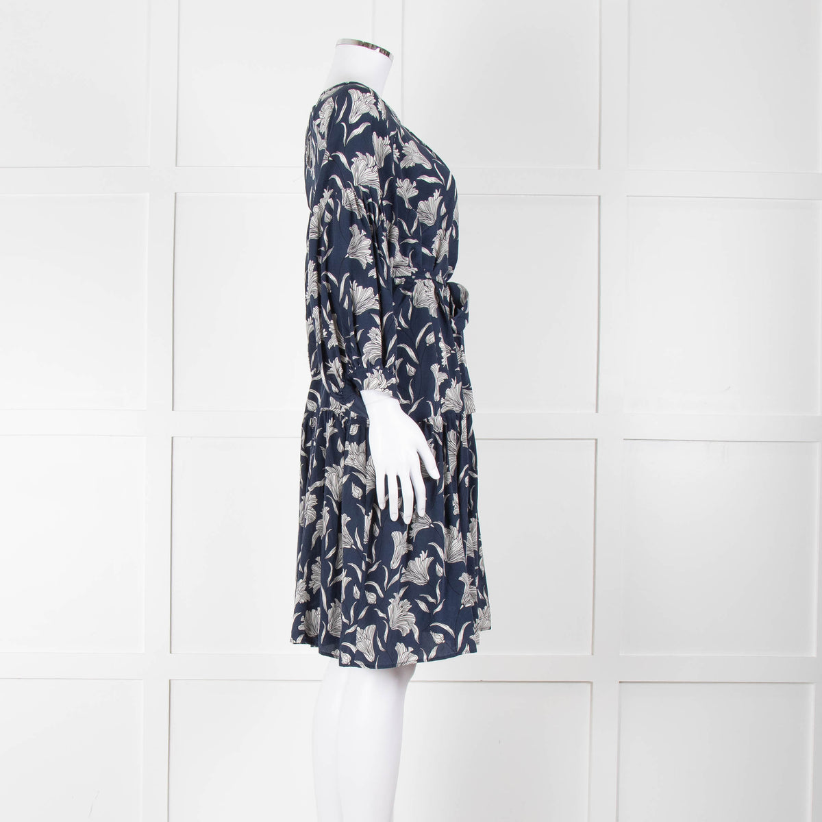 Weekend Max Mara Blue White Black Flower Print Sleeved Dress