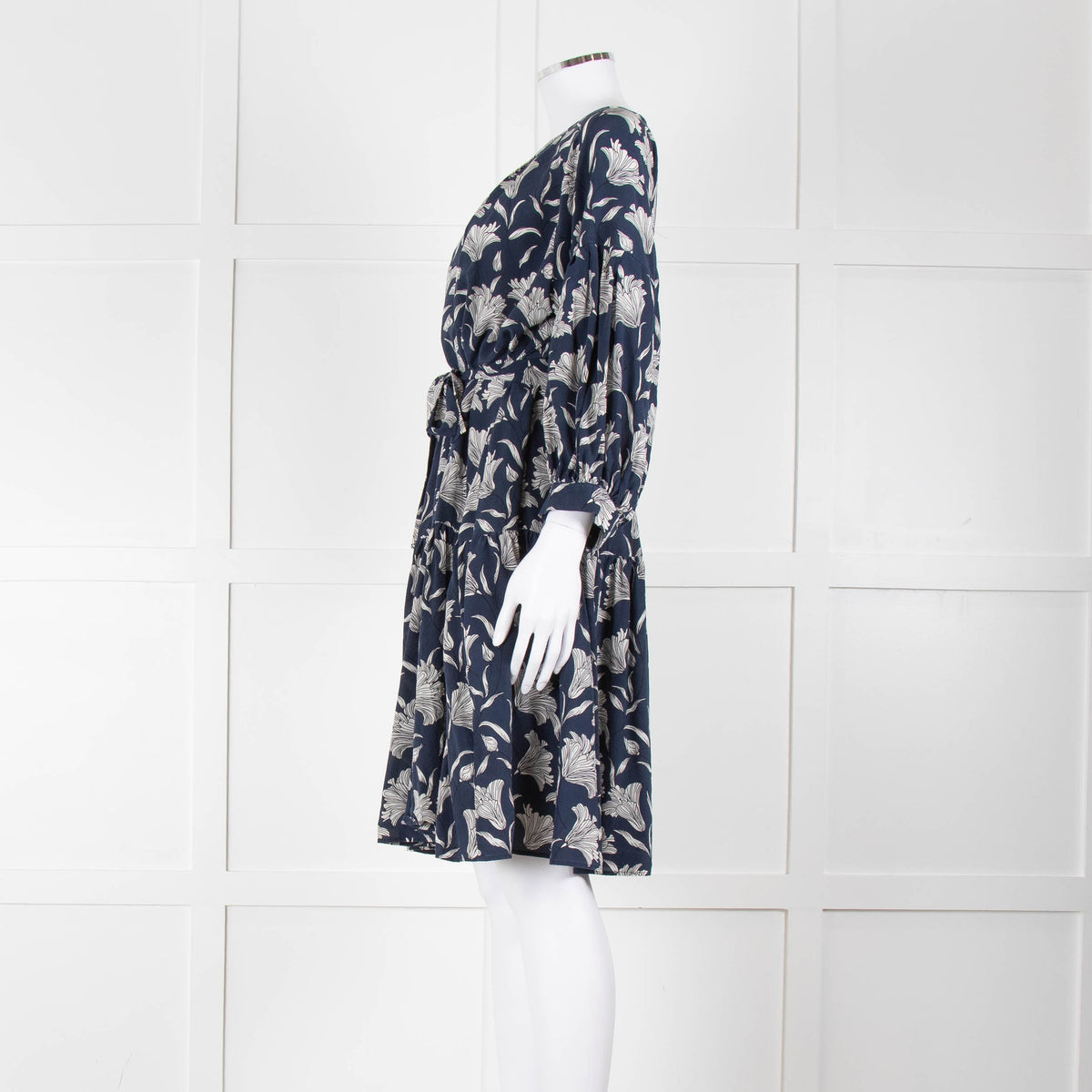 Weekend Max Mara Blue White Black Flower Print Sleeved Dress