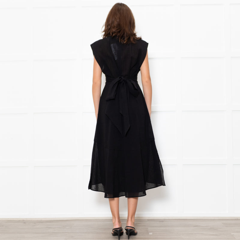 Cefinn Black Sleeveless Self Belted Midi Dress