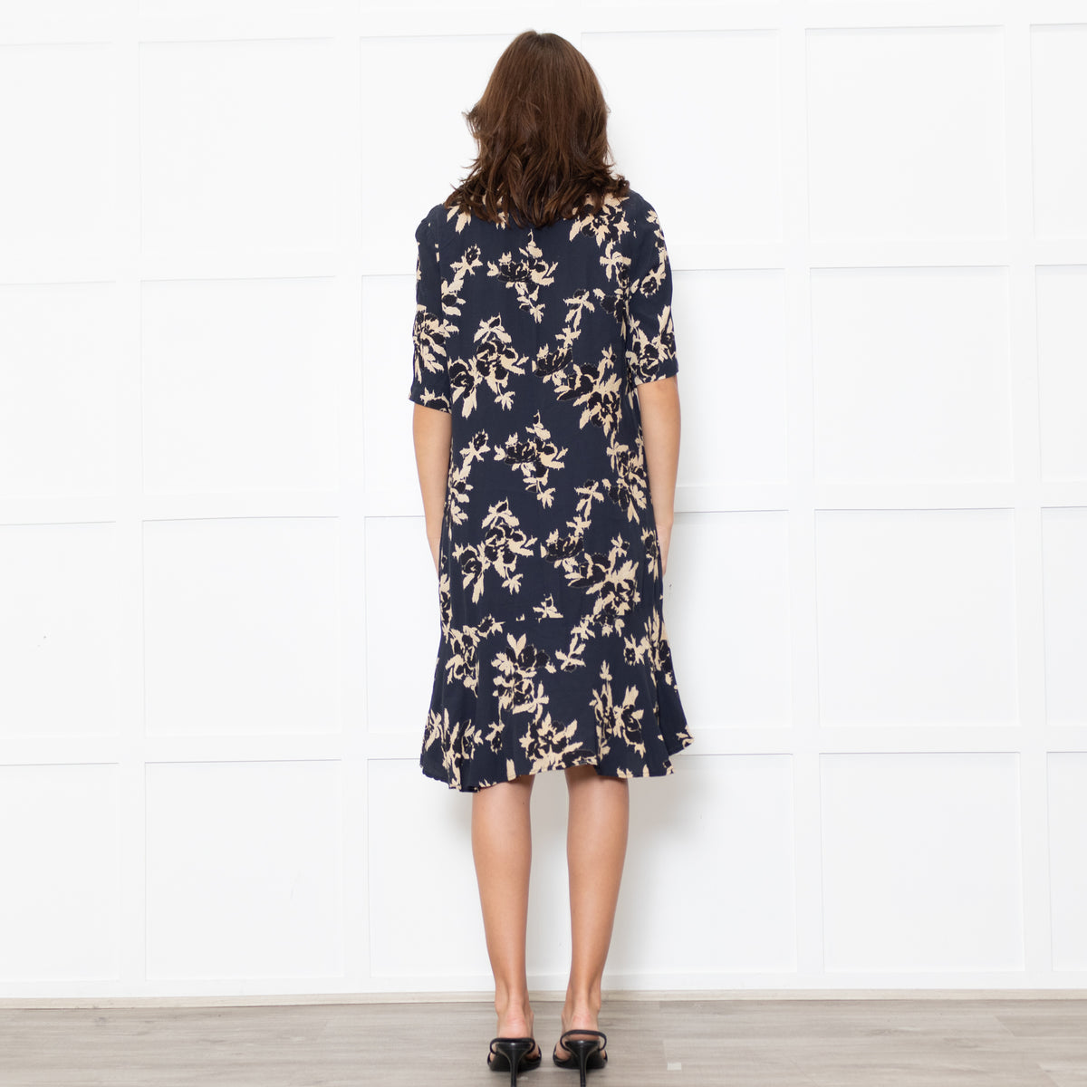 Ganni Dark Navy Black Tan Flower Print Short Sleeve Dress