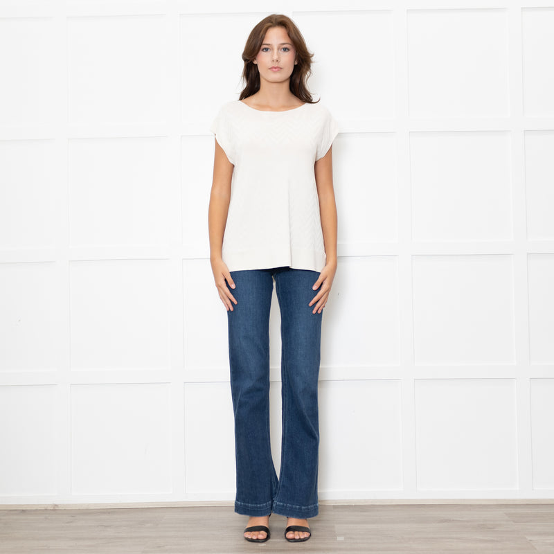 D'Exterior Cream Cap Sleeve Zigzag Pattern Top