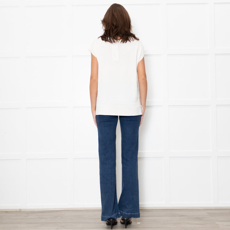 D'Exterior Cream Cap Sleeve Zigzag Pattern Top