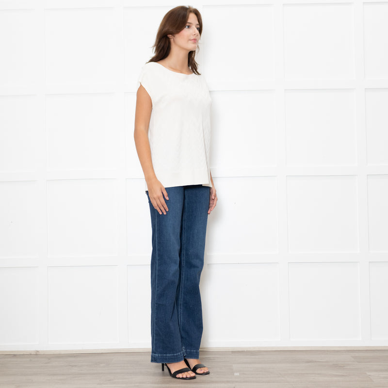 D'Exterior Cream Cap Sleeve Zigzag Pattern Top