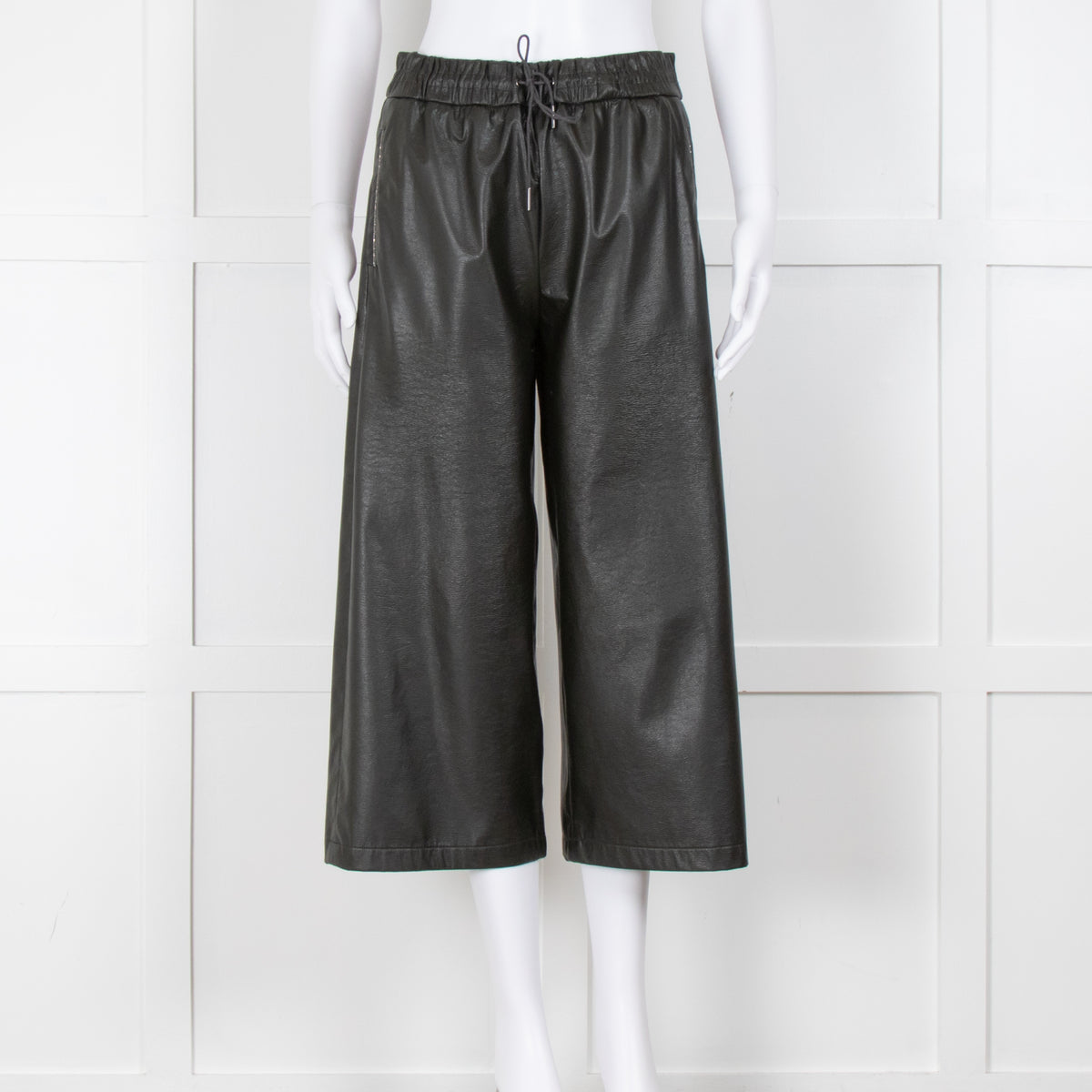 Fabiana Filippi Dark Green Faux Leather 3/4 Length Trousers