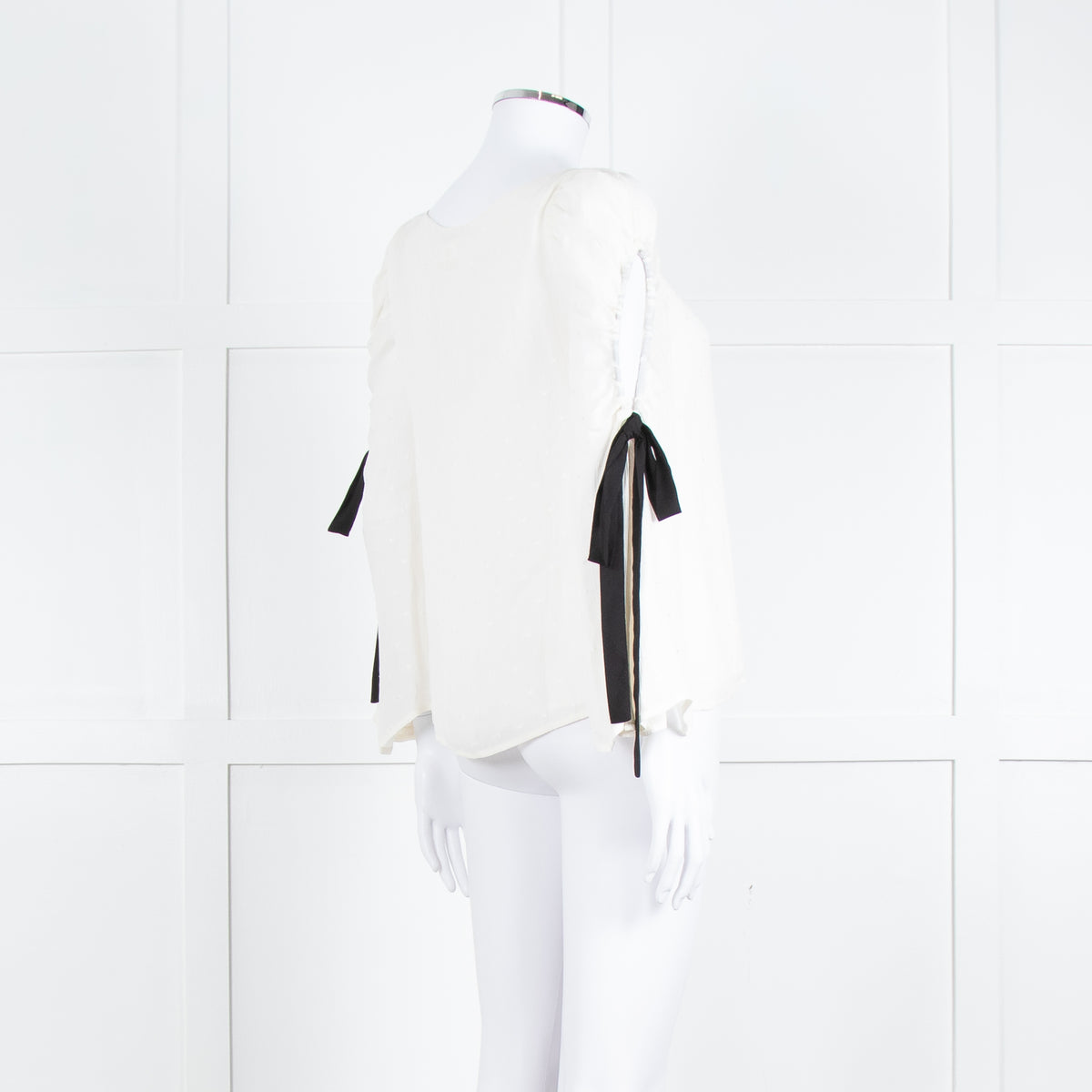 Club Monaco Cream Black Ribbon Tie On Sleeves Silk Blend Top