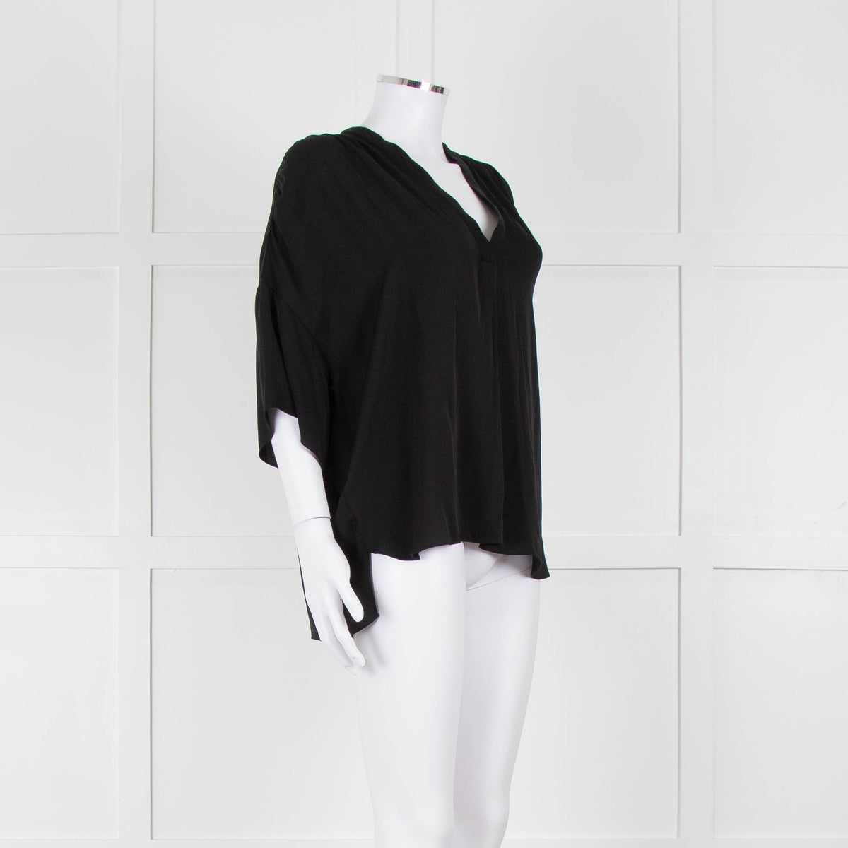 Vince Black Silk Short Sleeve Blouse