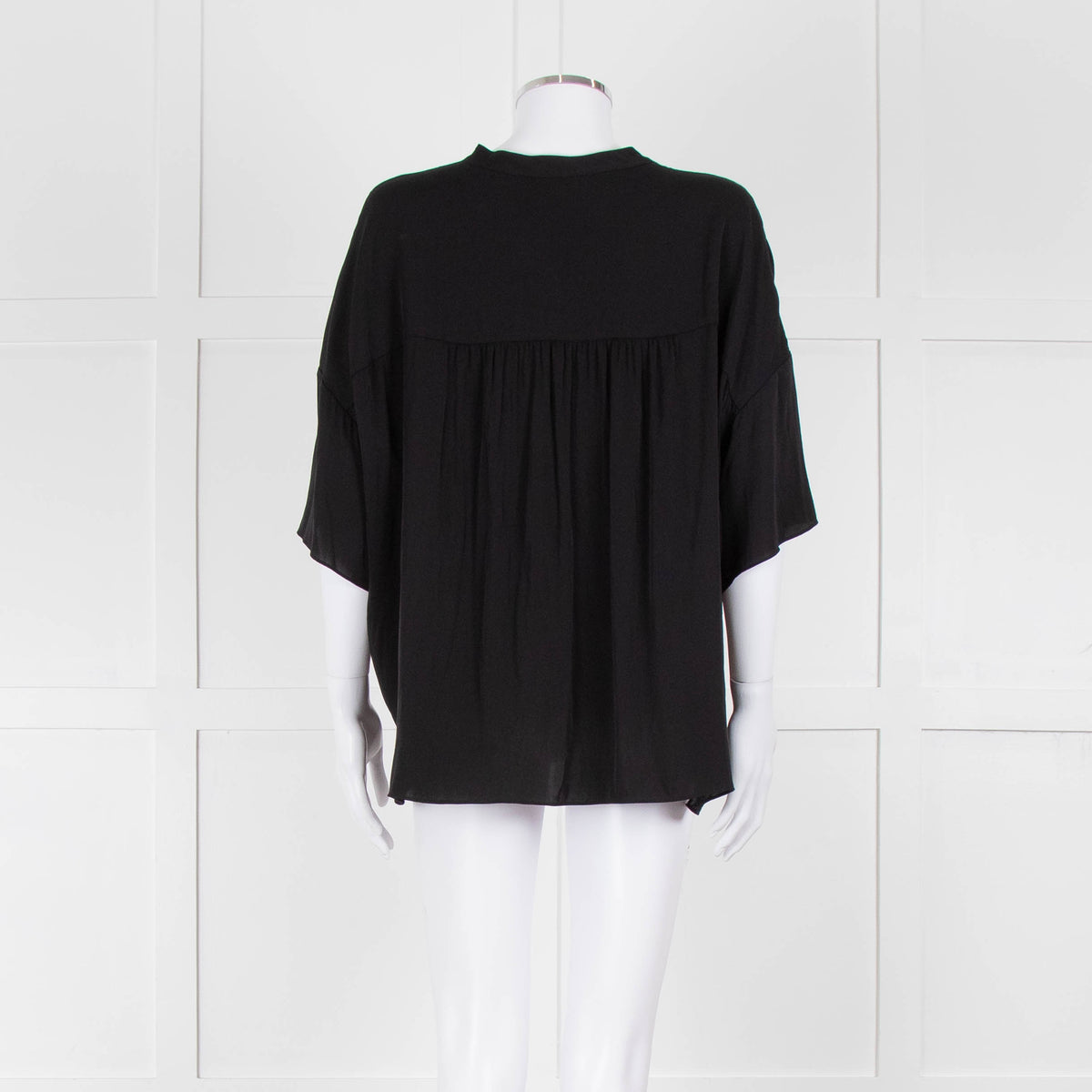 Vince Black Silk Short Sleeve Blouse
