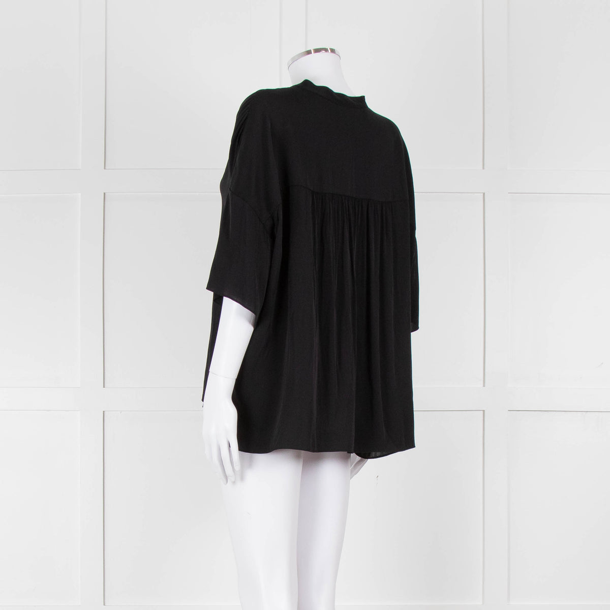 Vince Black Silk Short Sleeve Blouse