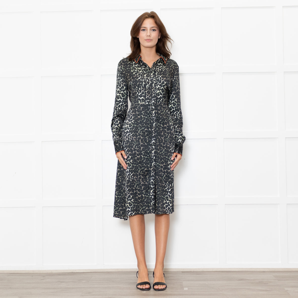 Delicatelove Black Animal Print Shirt Dress