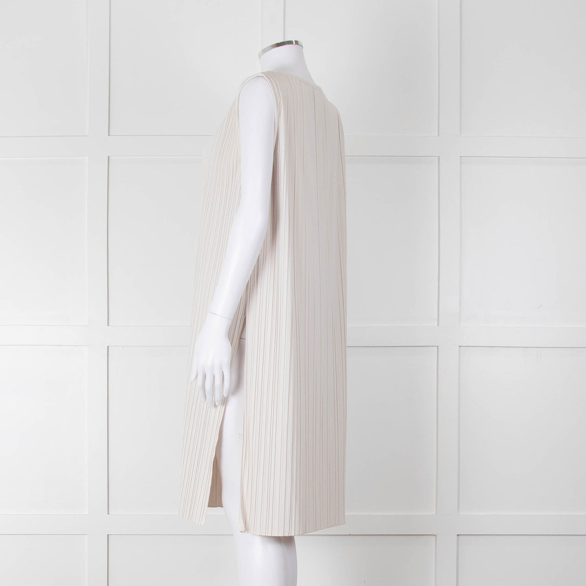 Max Mara Leisure Cream Pleated Sleeveless Tunic