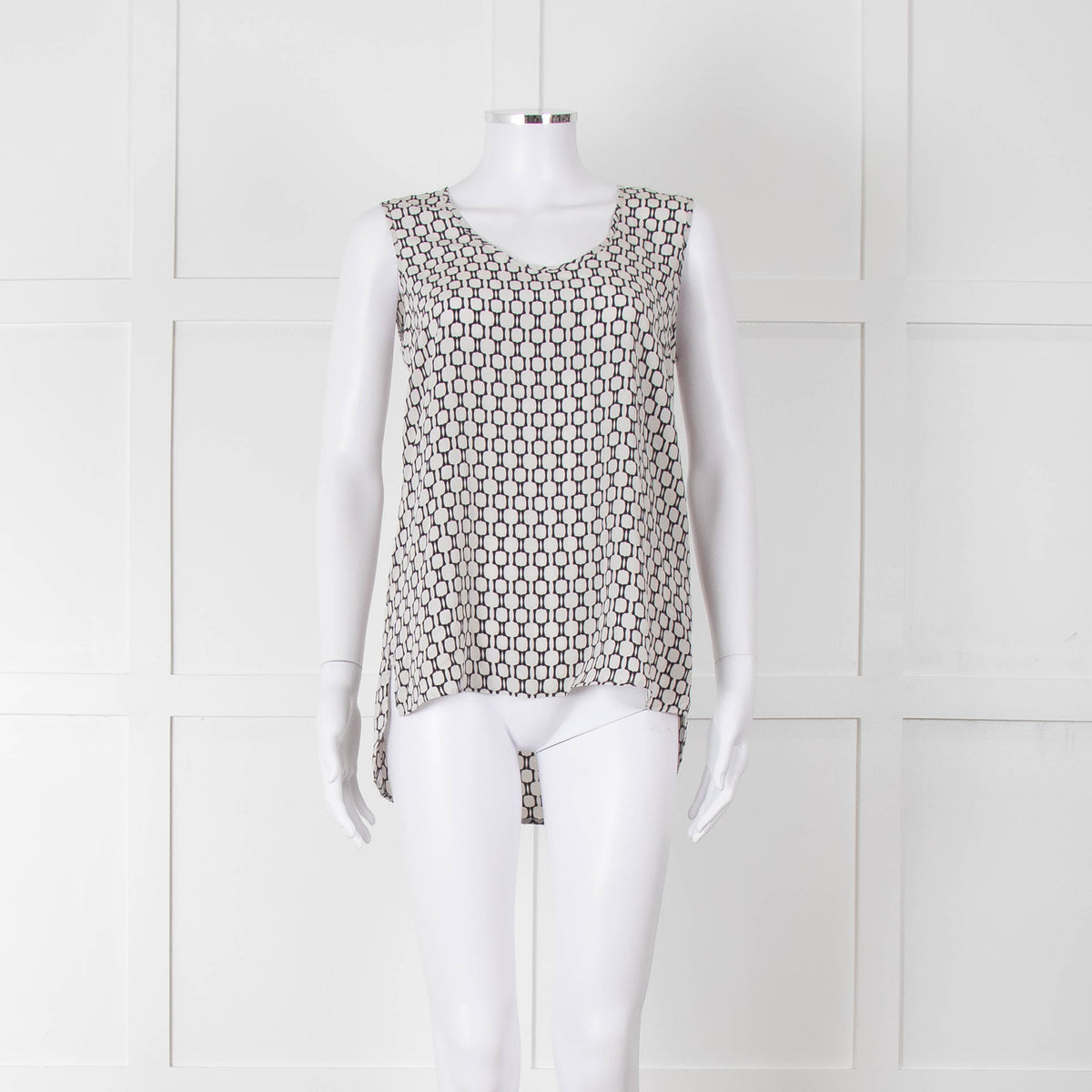 Weekend Max Mara Off White Black Geometric Print Sleeveless Top
