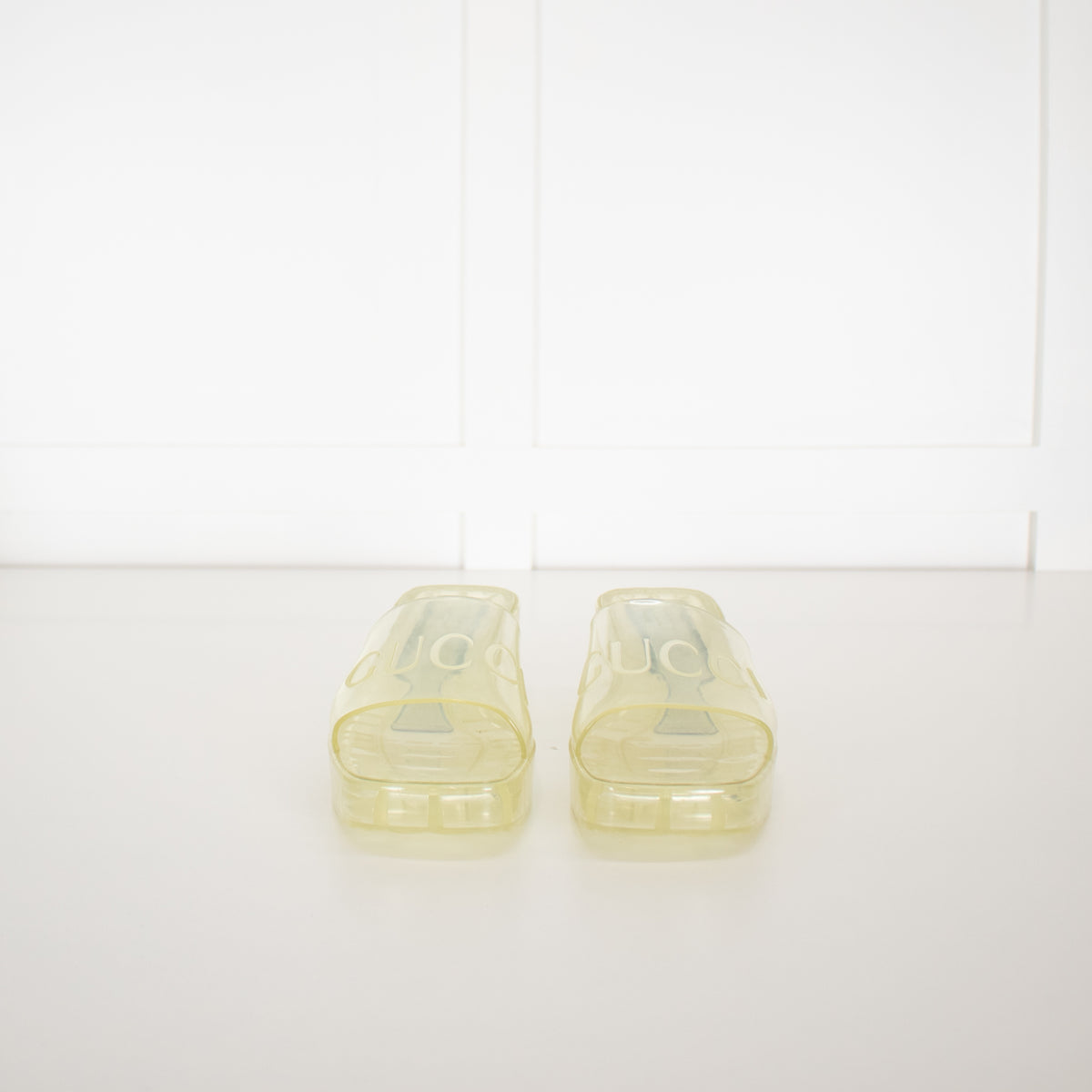 Gucci Cream Clear Logo Rubber Slides