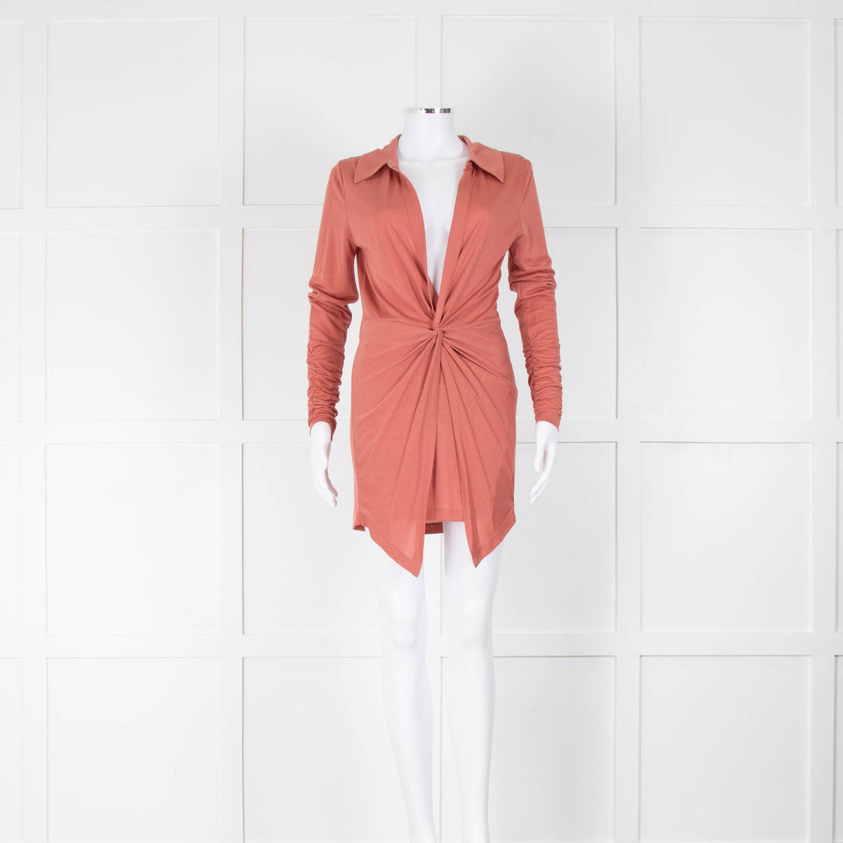 L'Academie Los Angeles PinkTwist Front Dress