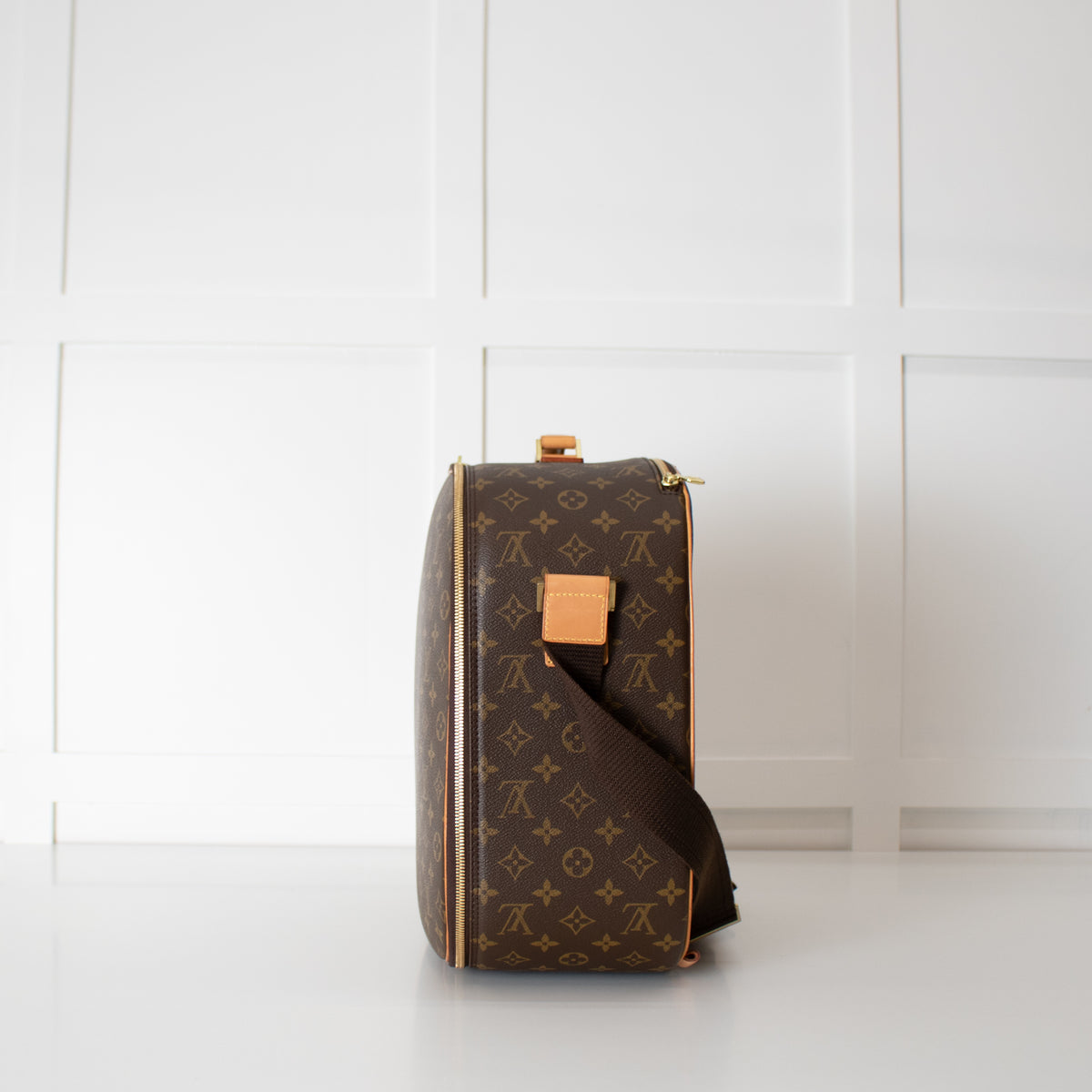 Louis Vuitton Brown Monogram Pack All Travel Bag With Strap
