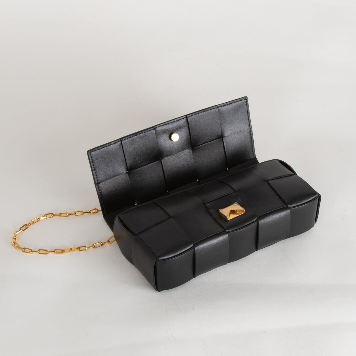 Bottega Veneta Black Woven Intreciatto Casette Pochette