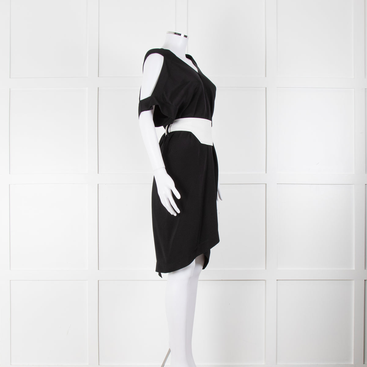 Roland Mouret Black White Silk Belted Sleeveless Dress