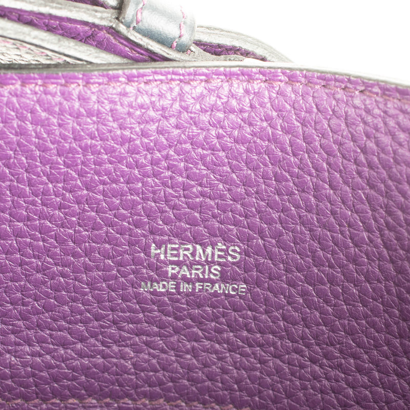 Hermes So Kelly 22 Bag In Navy Clemence Leather