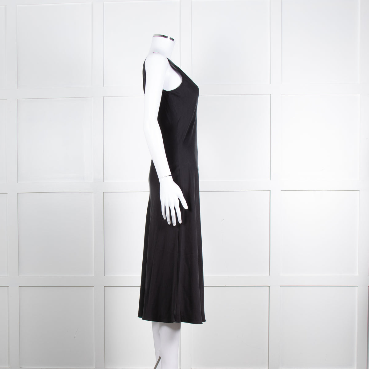 Iris & Ink Black 100% Silk Sleeveless Dress