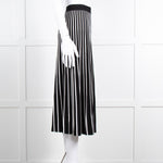 Weekend Max Mara Black and White Pleated Knit Skirt