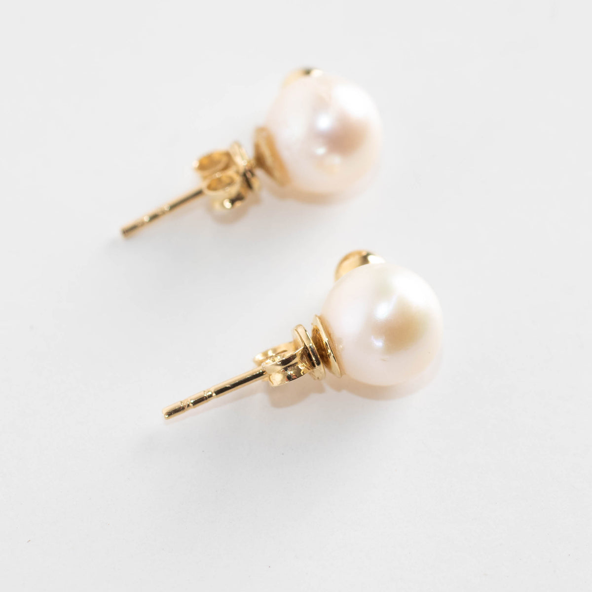 Anine Bing Pearl And Gold Stud Earrings