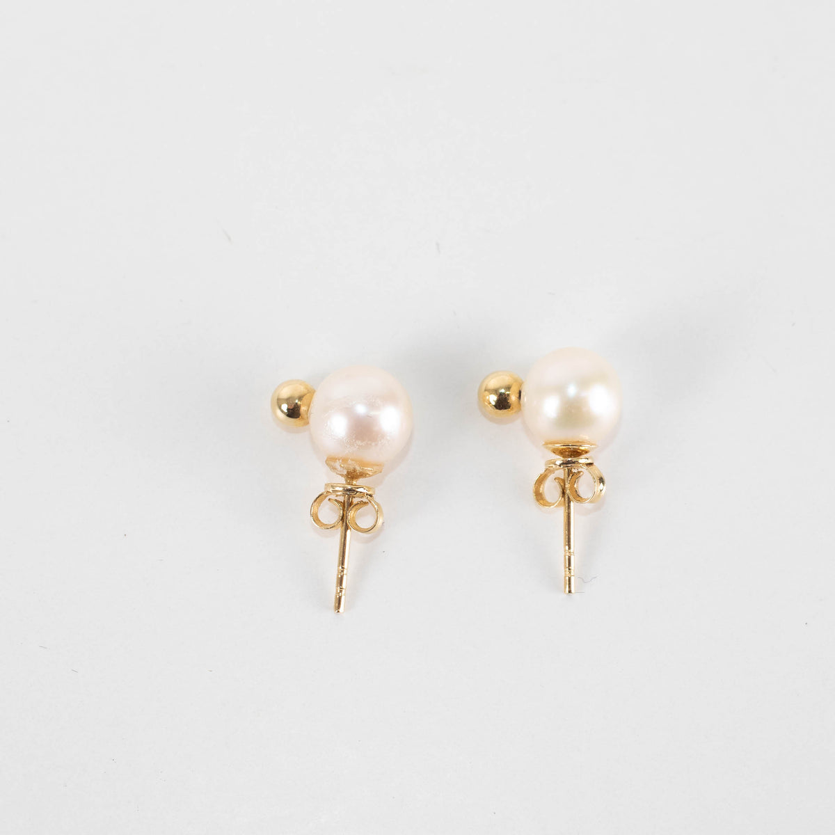 Anine Bing Pearl And Gold Stud Earrings
