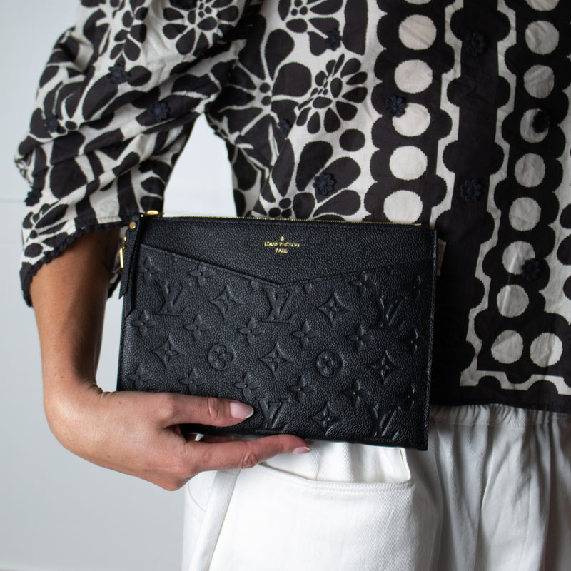 Louis Vuitton Black Melanie MM Pochette
