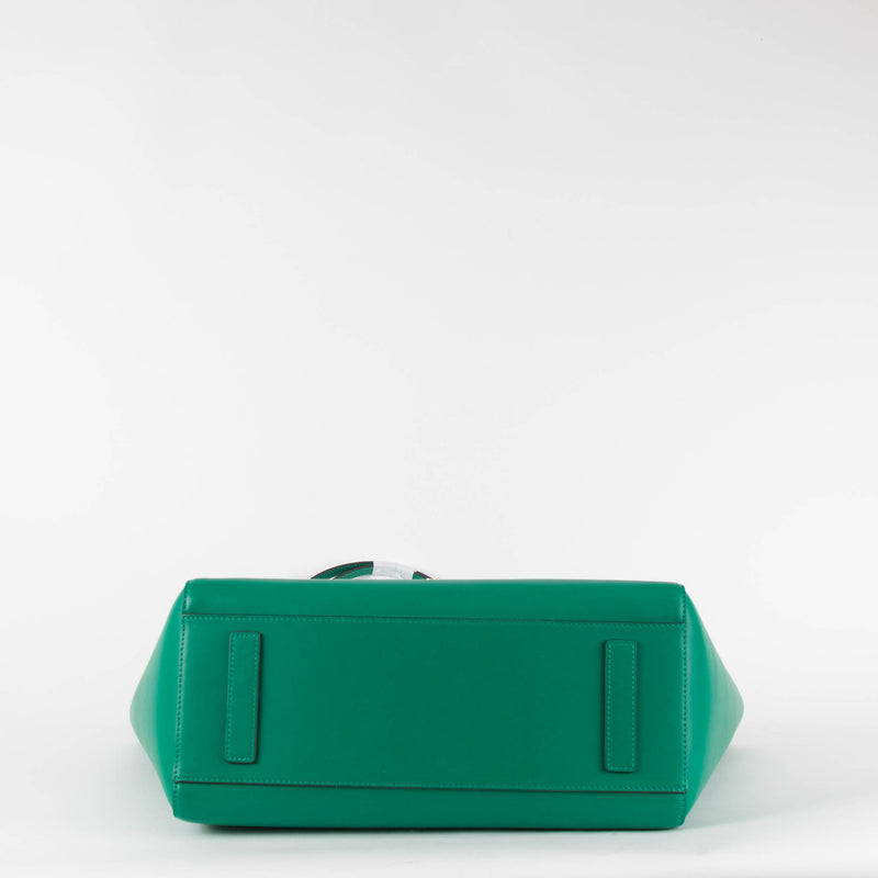 Anya Hindmarch AR Ebury Featherweight Tote in Emerald Green