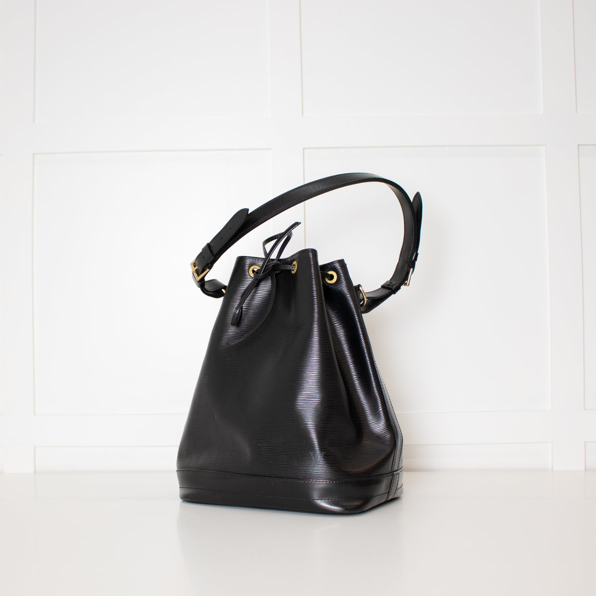 Louis Vuitton Black Epi Leather Noe Bucket Bag
