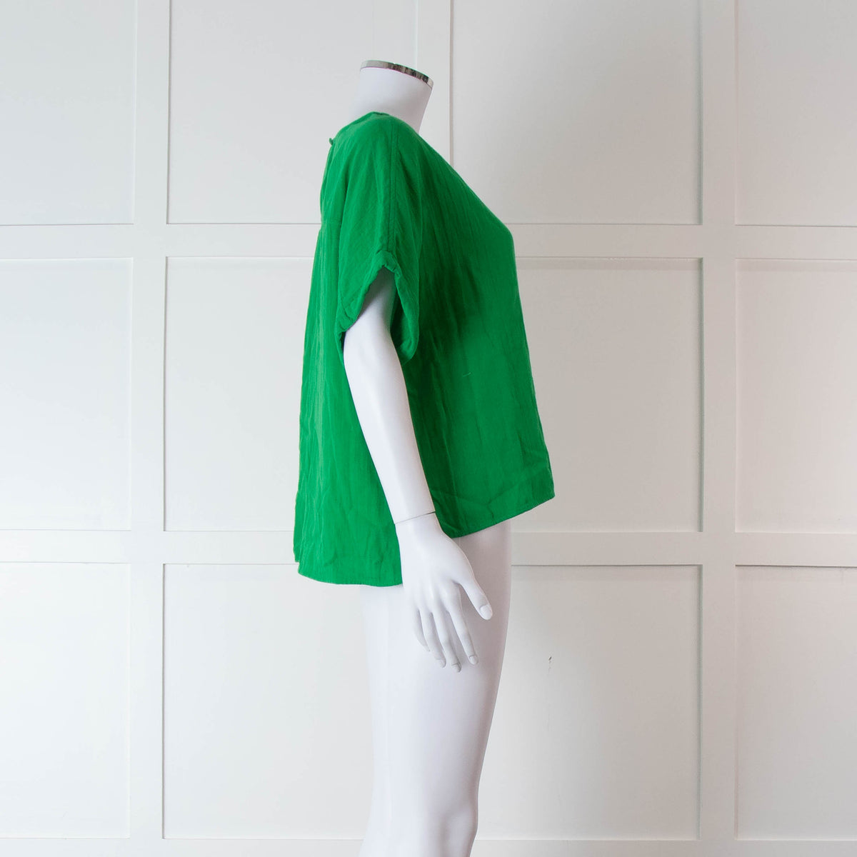 Me + Em Green Short Sleeve Cheese Cloth Top